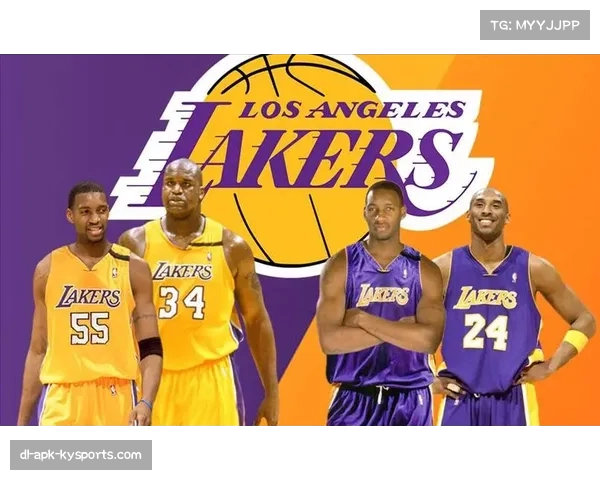 哪位球员曾与以下四位篮球巨星同队效力过